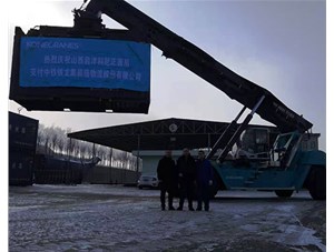 集裝箱正面吊的出車操作方法是什么？